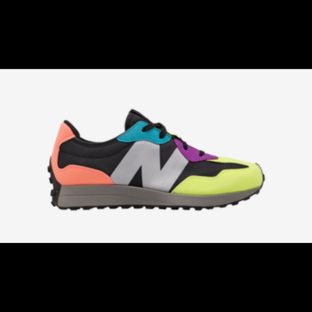 New Balance 327 GS… multi color sneaker
